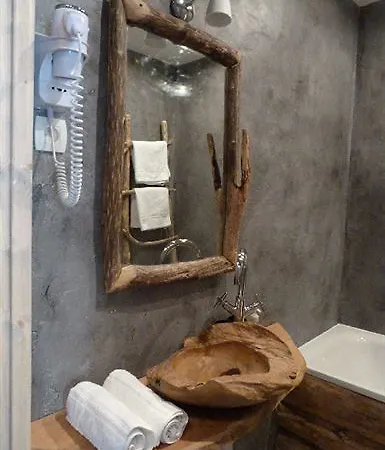 Hotel Green Ecolodge Ла-Кольмиан